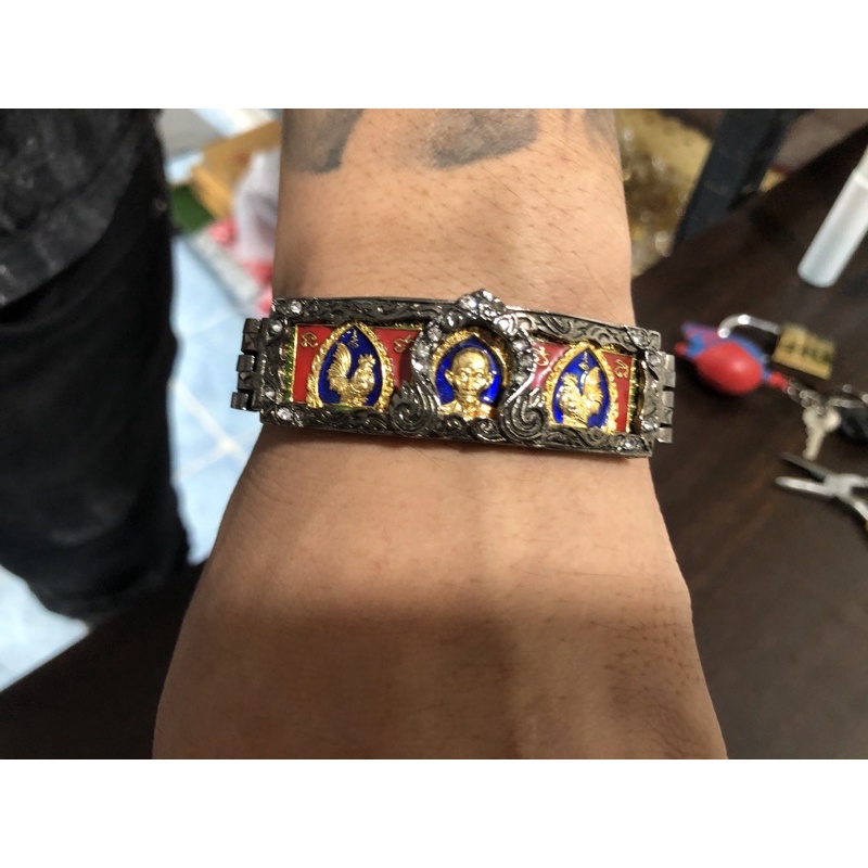 กรอบ4บาทบูชาครูตรงรุ่น เงิน ทอง 2กษัตริย์ แบล๊คโรเดียม แถมฝาหลัง