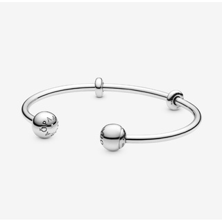 [พร้อมส่ง สินค้าแท้ 💯]  แถมกล่อง กำไลแพนโดร่า ใส่ชาร์มได้ รุ่น Pandora Moments Open Bangle