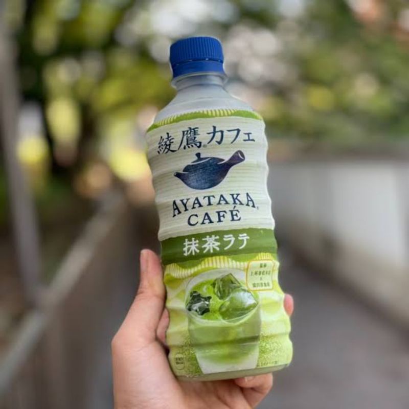 "Ayataka Cafe Matcha Latte" 440ml มัทฉะลาเต้ที่ฮอทฮิตที่สุดในขณะนี้