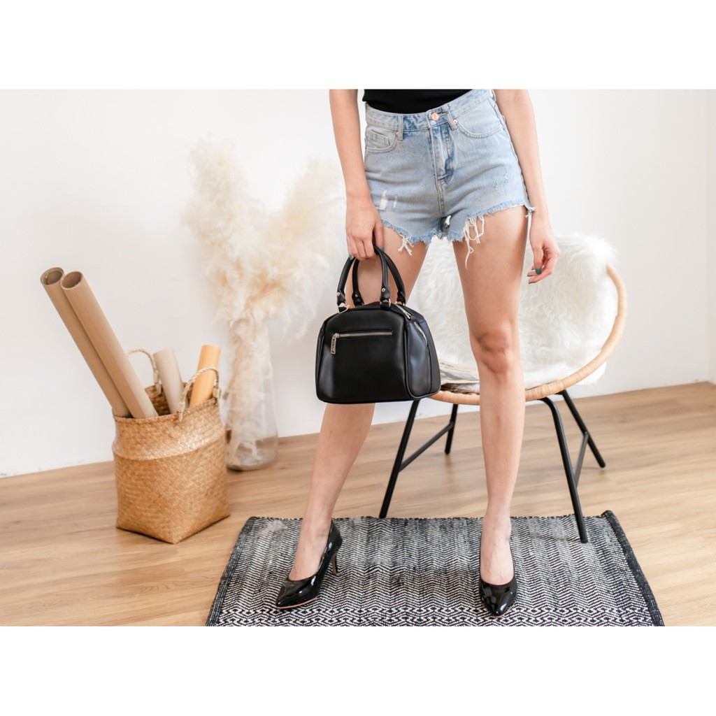 AWARINN กระเป๋าสะพาย City bag Ep.2 / Size S ทนทาน ใช้งานได้นานเกินคุ้ม ราคา ถูกที่สุด ดีลบีเคเค แกลเลอรีภาพที่ 4