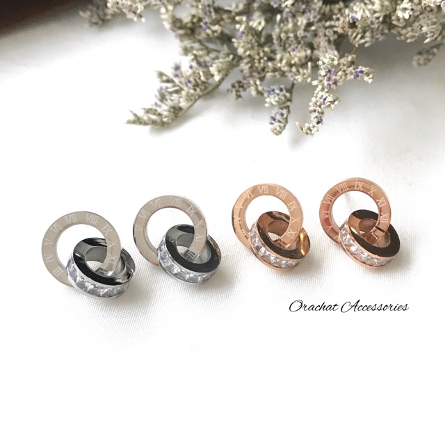 Orachat | Vickii cross TM 14k earrings. (ต่างหูตัวเรือนสแตนเลส)