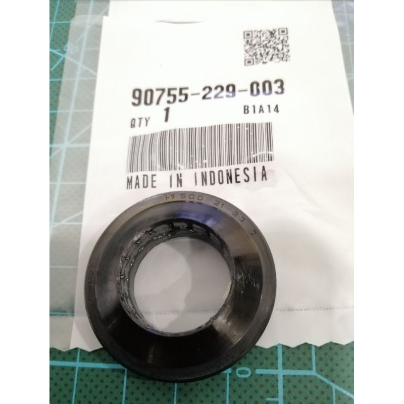 ดุมซีลน้ํามัน depan Honda Ex5 Hp/Dream - 90755-229-003/91251-KPH-901