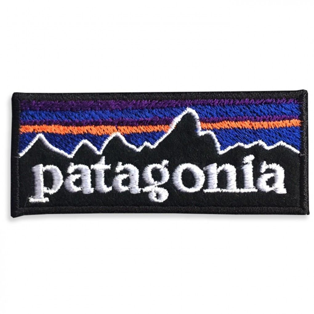 อาร์มติดเสื้อ อาร์มปักลาย  Patagonia ปักน้ำเงินม่วงส้มขาวพื้นดำ งานละเอียดสินค้าผลิตในไทยพร้อมจัดส่ง รุ่น P7Aa52-0504