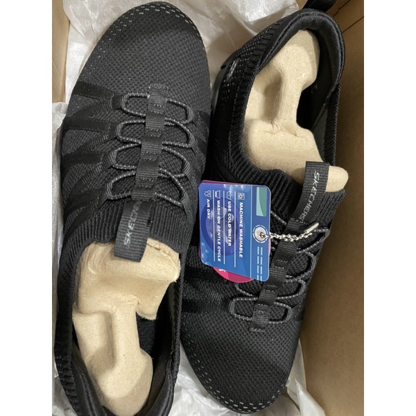 SKECHERS Gratis รองเท้าผ้าใบสีดำ