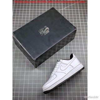 NIKE AIR Force 1 Low White รองเท้าผ้าใบเย็บสีดำ