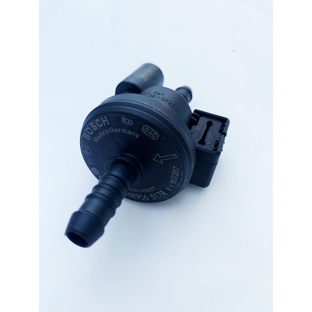 Volkswagen Audi Valve Vent Hose 06E 906 517 A