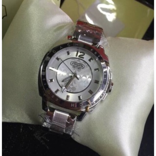 นาฬิกาผู้หญิง Coach Boyfriend 14501535 Silvertone Stainless Steel with Silvertone Dial เข้ามา 6 เรือนเท่านั้นคะ