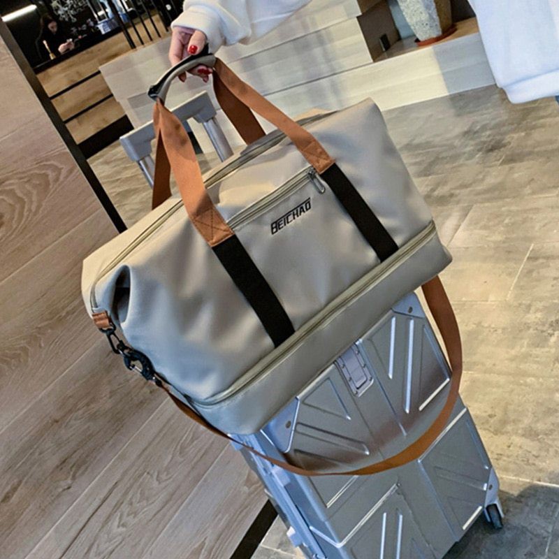 🔥ส่งฟรีพร้อมส่ง❌ส่งไว🥰ถูกสุด👜กระเป๋าเดินทางใบใหญ่สวยเวอร์สไตล์เกาหลี มีช่องใส่รองเท้าโดยเฉพาะ