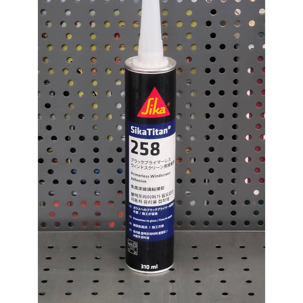 SIKA กาวติดกระจกรถยนต์จากญี่ปุ่น SIKA TITAN 258 สีดำ 310ml. หมดอายุ เดือน สิ้นเดือน 1/2025