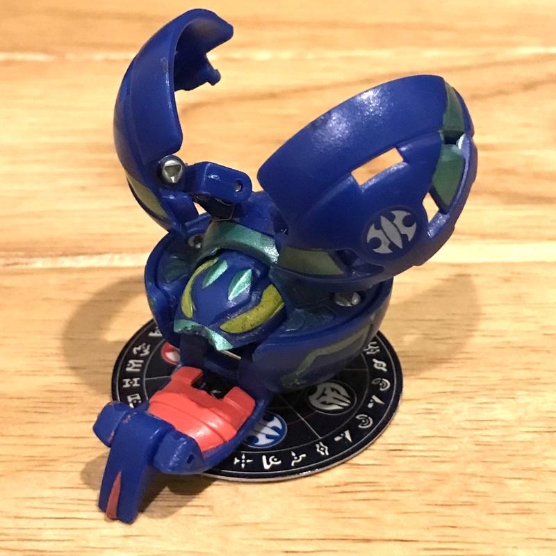 Bakugan Aquos Bee Striker B2 บาคุกัน ผึ้งธาตุน้ำ