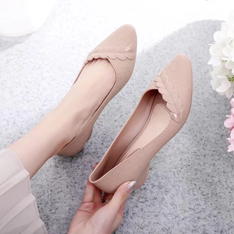 fashion Shoes คัชชูเจลลี่ มีหลายสีให้เลือกสวย รุ่น 027 (มี3สี สินค้าพร้อมส่ง)