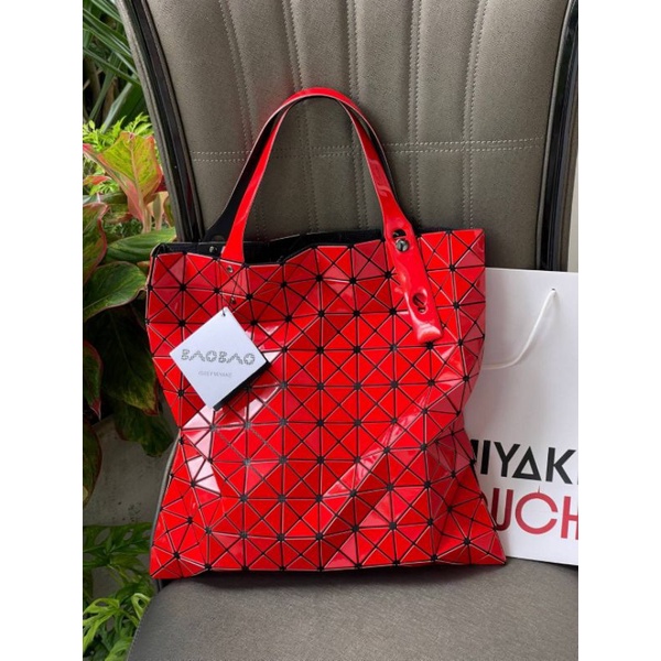 📮@1,699.-🔥🔥Lady &amp; Girl Images ลด 7 % 🔥🔥💯Baobao Issey Miyake Prism Frost ToTe Bag