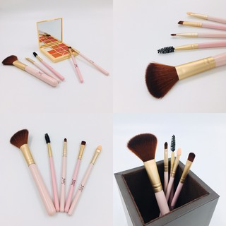 A08 แปรงแต่งหน้า brush set เซต 5 ชิ้น ให้การลงรองพื้นที่เรียบเนียน ใช้ในปัดแก้ม ลงไฮไลท์ ลงแป้งฝุ่น