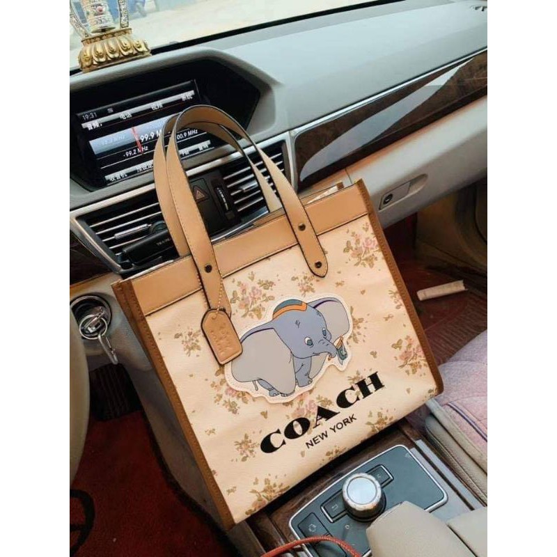 กระเป๋า​ Coach​ Dumbo​ รุ่นใหม่​