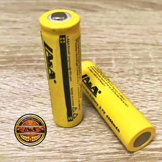 LA&amp;Aแบตเตอรี่ ลิเธียม ถ่านชาร์จ ถ่านชาร์จได้3.7V 18650 4300mAh Li-ion 2 แพ็คคู่+แท่นชาร์จ