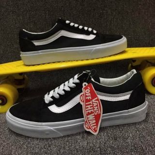 รองเท้าผ้าใบ vans old skool ของแท้ราคาถูก🎈