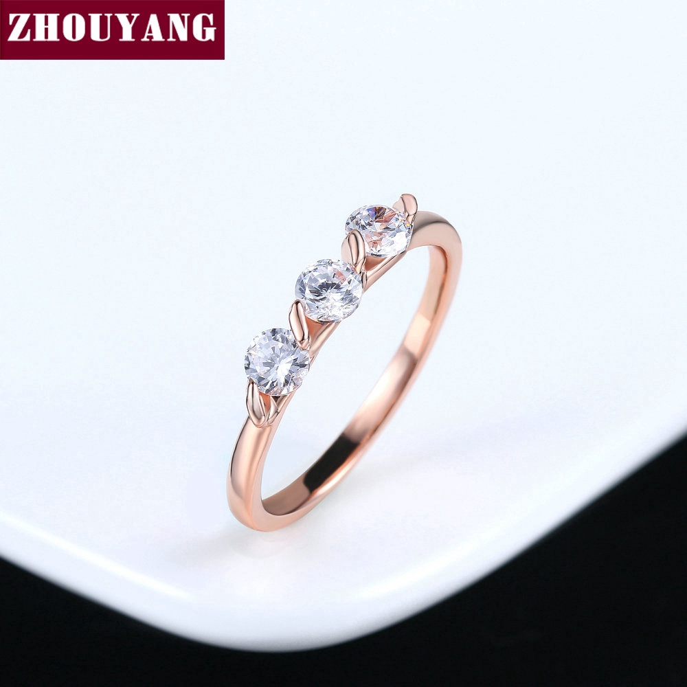 ZHOUYAN ง่าย หมั้นแหวนแต่งงานสำหรับผู้หญิงคลาสสิก CZ ออสเตรียคริสตัล กุหลาบทอง สีขาวสีทองเครื่องประดับแฟชั่นคู่รักแหวน R067