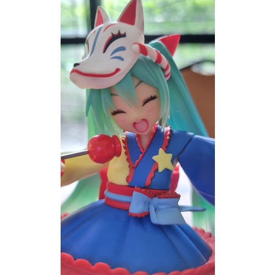 Hatsune Miku 2nd Season Summer Version Action Figure