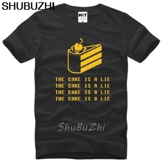 [S-5XL] เสื้อยืดแขนสั้น พิมพ์ลายการ์ตูน Portal 2 The Cake Is A Lie ทรงหลวม สีดํา แฟชั่นคลาสสิก สําหรับผู้ชาย และผู้หญิง