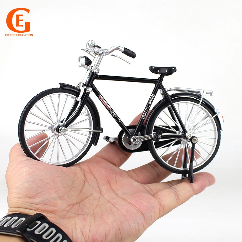 1/10 มินิอัลลอยด์จักรยานของเล่น Diecast โลหะผู้ชายผู้หญิงจําลองวินเทจจักรยานย้อนยุคนิ้วจักรยานของเล่นสะสม