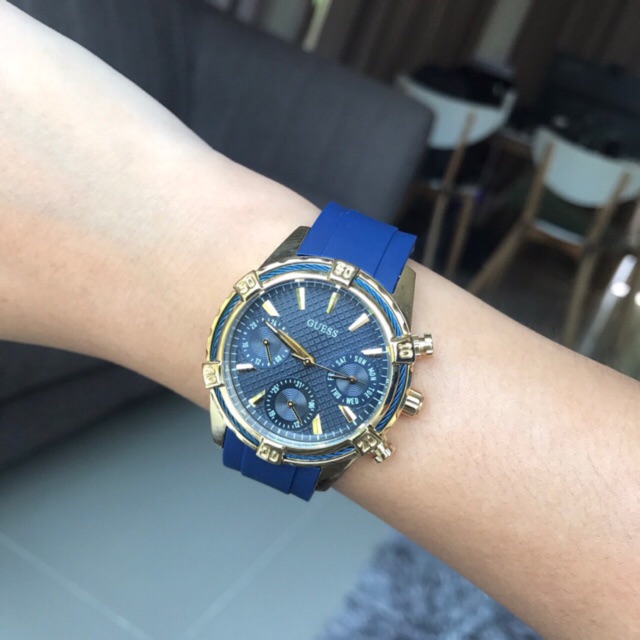 W0562L2. 36.5 mm. Guess Analogue Blue Dial Women's Watch  รุ่นนี้ขายดีมากค่ะ