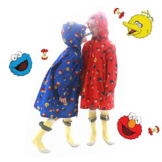 มีพื้นที่สำหรับวางเป้ - เสื้อกันฝนเด็กผู้หญิง คุณภาพสูง Sesame Street สไตล์การ์ตูน