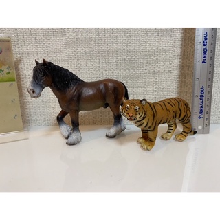 Schleich ขายเหมา 2ตัวค่ะ ของแท้ สภาพ90-98%