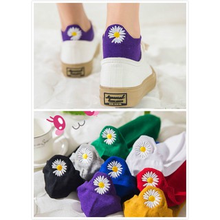 Daisy Socks ถุงเท้าข้อสั้น ปักลายลาย ดอกเดซี่ขนาดเล็ก งานเกรด A