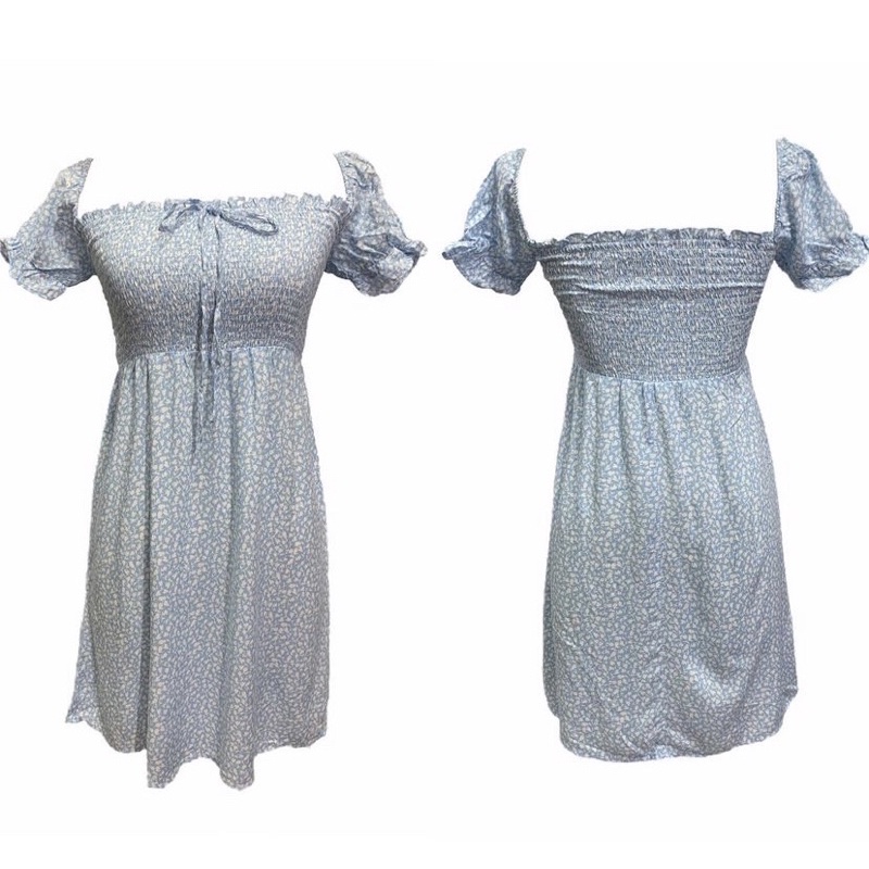 FB Sister Floral dress เดรสแขนสั้นสีฟ้าลายดอกสดใส ดีเทลรอบอกเป็นสม๊อค ปลายแขนจั๊มสองด้าน สามารถใส่เป็นปาดไหล่ได้