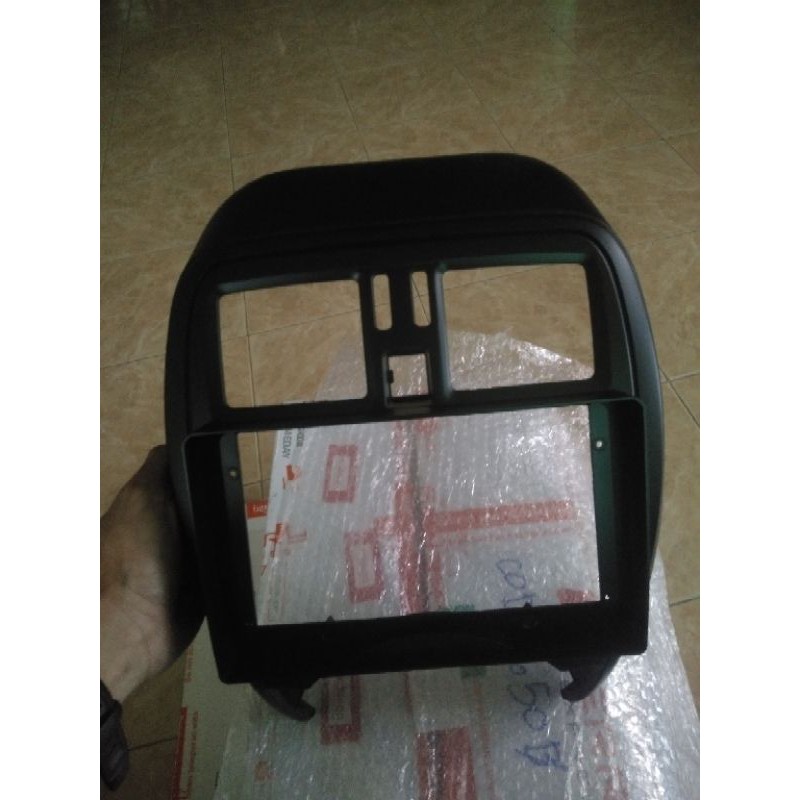 หน้ากากวิทยุ 9"Nissan March ปี19ตัวใหม่