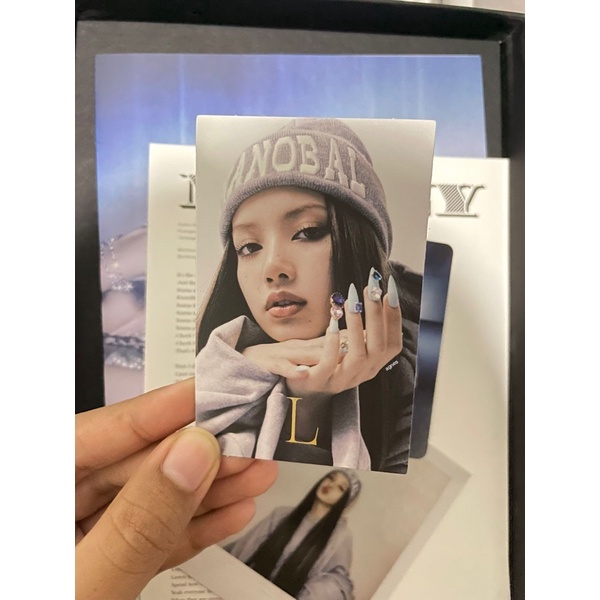 [Photocard] Rare Gold Lalisa Black Ver.