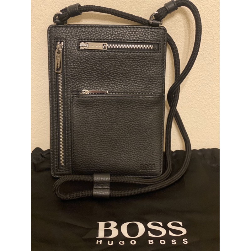 กระเป๋าสะพายข้าง BOSS HUGO BOSS