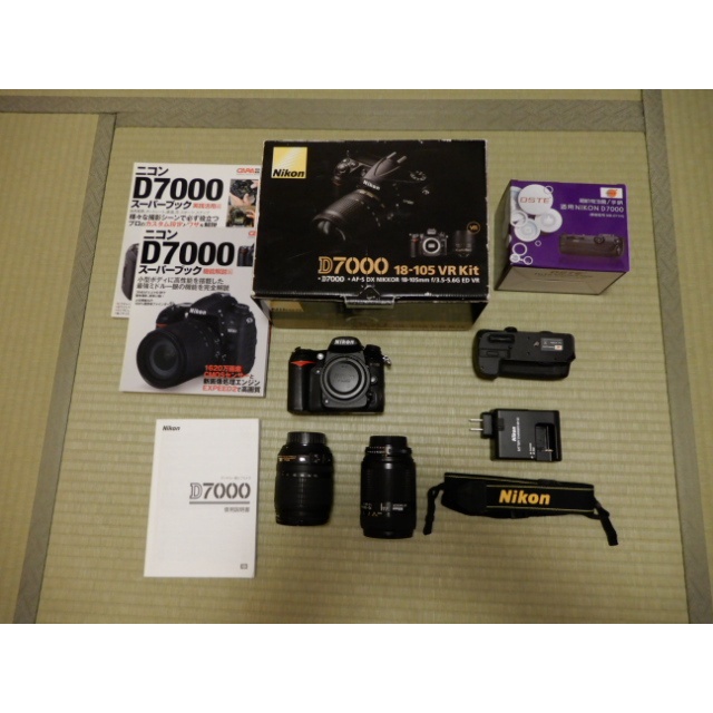 【มือสอง】Nikon Nikon D7000 เลนส์ซูมมาตรฐาน และเทเลโฟโต้ W ของแท้ จัดส่งรวม! ผลิตในญี่ปุ่