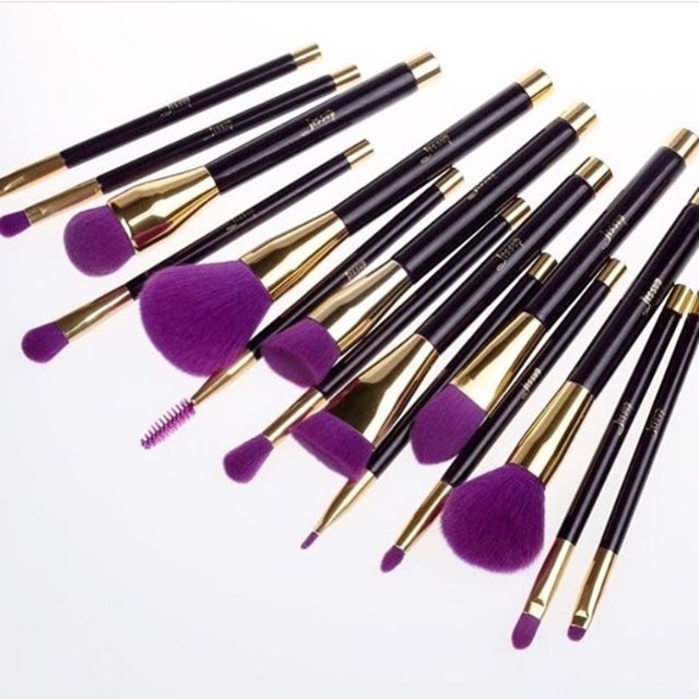 Jessup ขนม่วง