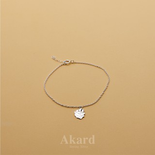 สร้อยข้อมือพร้อมจี้รูปหัวใจโอบกอด Hug Heart เงินแท้