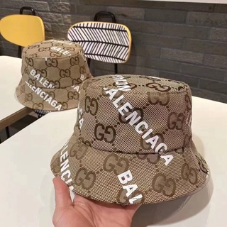 หมวกบักเก็ต Big G+Bale nciaga (สีน้ำตาล)  👒 หมวกลายแบรนด์ Big G + BB สีน้ำตาล งานสวยตัดเย็บดีใส่เที่ยวคูลๆพร้อมส่ง