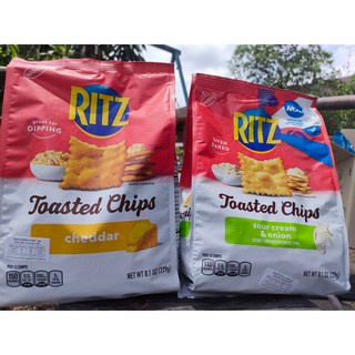 Ritz Toasted Chips 2 รสชาติ 229 gram 😊พร้อมส่ง!! แครกเกอร์อบกรอบ รสซาวร์ครีมและหัวหอม และรสเนยเเข็งเ