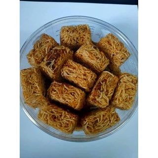 สินค้าใหม่ ครูสมทรง หมี่กรอบกล่อง เล็ก