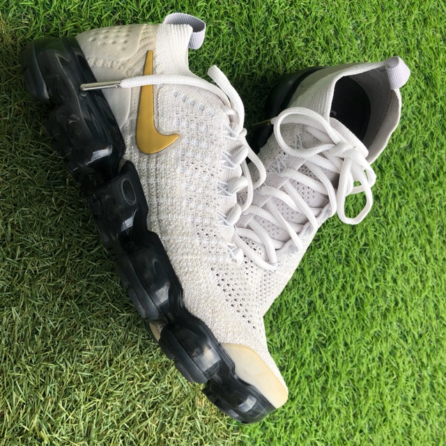 air vapormax 2 vast grey metallic gold