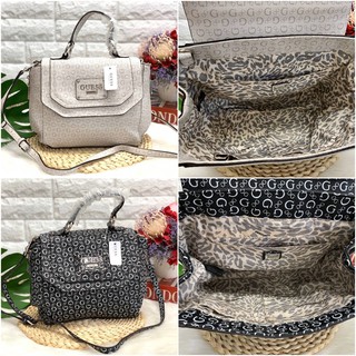 GUESS HANDBAG//SHOULDER BAG Code:B2D070663 แบรนด์แท้ 100% งาน Outlet