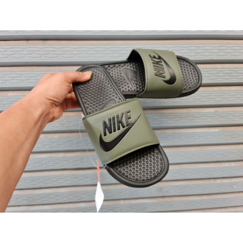 รองเท้าแตะ nike สินค้าพร้อมส่งนิ่มใส่สบายสำหรับผู้หญิงและผู้ชาย