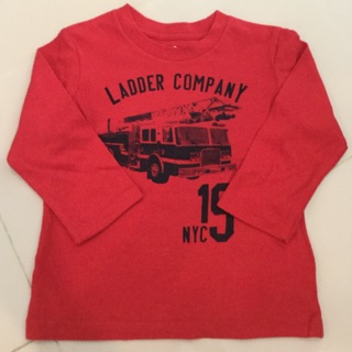 🎉สินค้าใหม่มือ 1🎉เสื้อยืดสีแดง สกรีนลาย  GAP  มี 2 size 12-18m, 18-24m