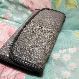 กระเป๋าหนังจระเข้แท้สีน้ำตาล9×10.5 cmsstingray  long wallet