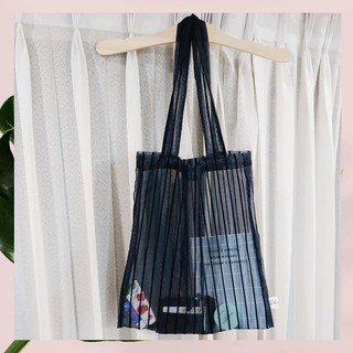Veena c-thru cloth collection กระเป๋าผ้า สไตล์ minimal สีน้ำเงิน