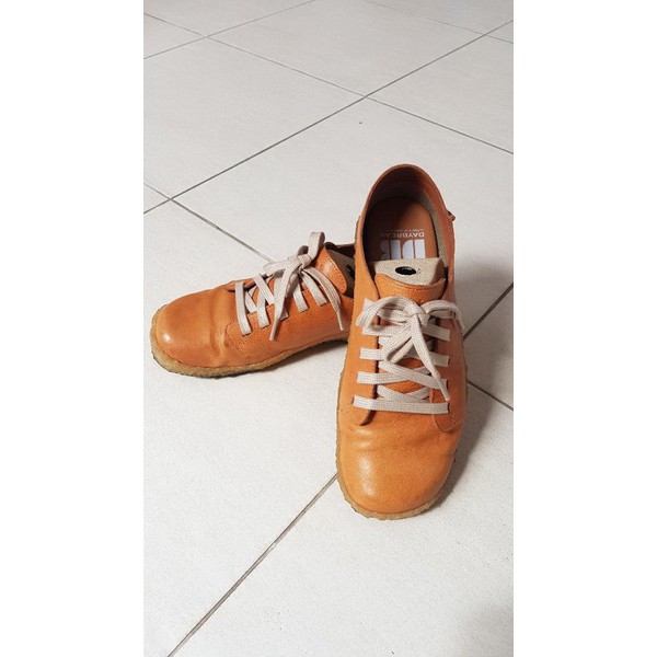 รองเท้าหนังแท้ผูกเชือก Daybreak