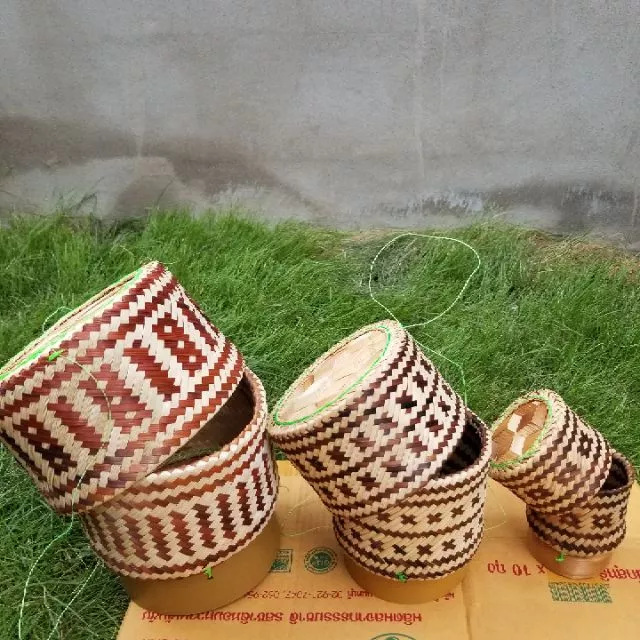 กระติ๊บข้าวใส่ข้าวเหนียว มีให้เลือกขนาด ไซส์ 3 " / 5.5" / 6.5" นิ้ว ลายสานสวย ใส่ข้าวอาหารประดับเงิน