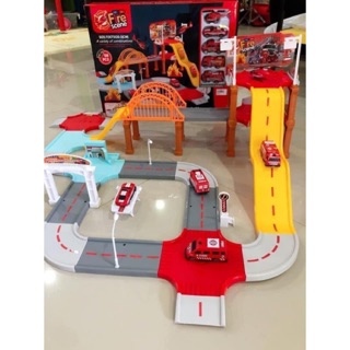 PP / รถราง รถดับเพลิง Fire City Track Playset รถ รางรถ ลานจอดรถดับเพลิง