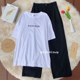 ชุดเซต เสื้อโอเวอร์ไซส์ลาย partner (สีขาว) เสื้อยืดคอกลมผ้าฝ้าย