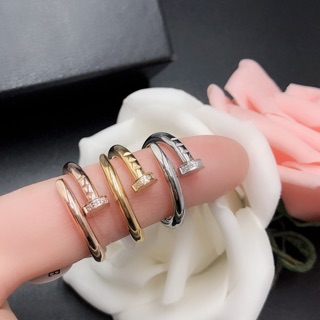 แหวนตะปู พร้อมส่ง แหวน รุ่นหัวเพชร ไทเทเนี่ยม ไม่ลอกไม่ดำ