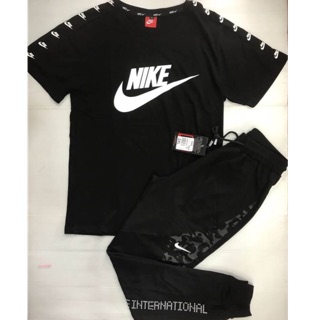 ชุดออกกำลังกาย  Nike Men/Women ส่งฟรี